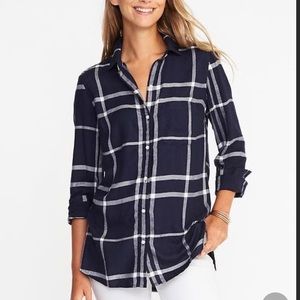 Old Navy The Classic Shirt in Navy Plaid